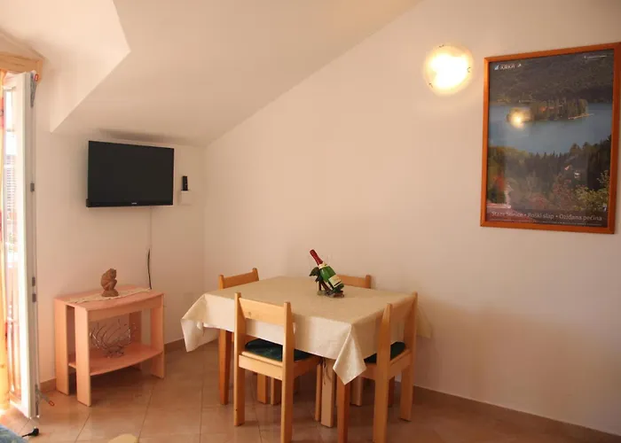 公寓 Two-bedroom In 斯里马