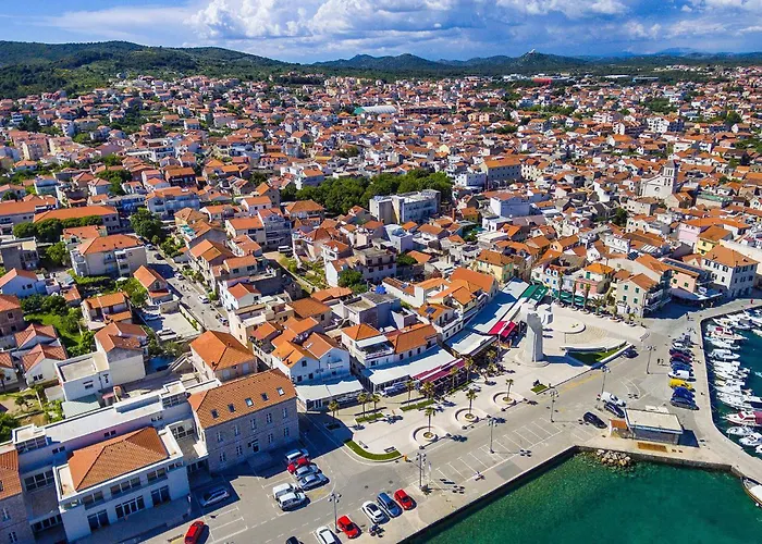 Two-bedroom In 公寓