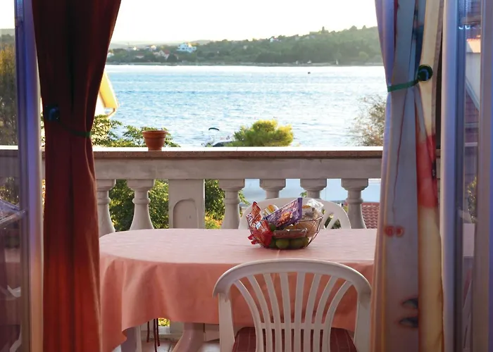 Two-bedroom In 公寓