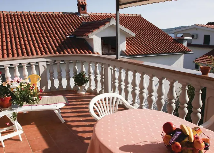 Two-bedroom In 公寓 *